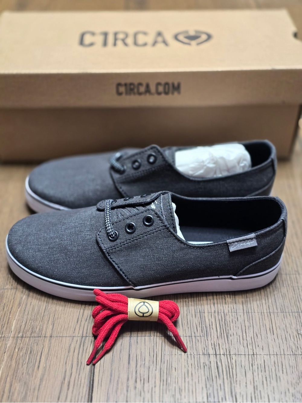 Men’s Circa Casual Canvas Skate Shoes — Charcoal 7.5 NEW ☀️SUMMER SALE ☀️